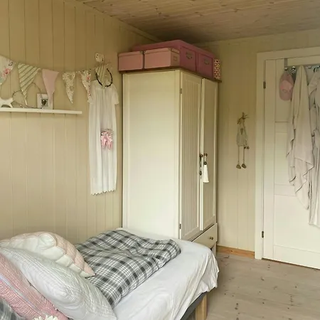 Feriehus Cozy With Okstrafjord View Jelsa